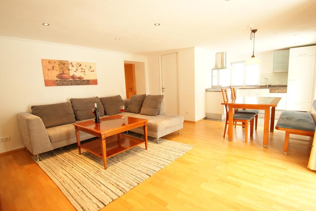 Haus Landbrugg Apartment Lech am Arlberg Room photo